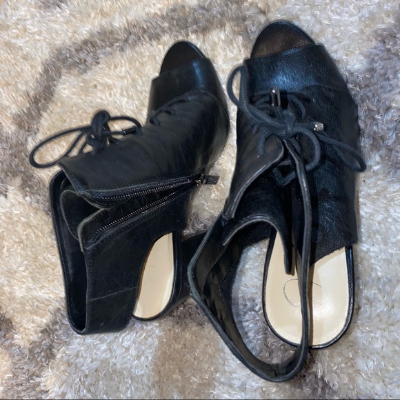 Chunky Leather Peep-Toe Booties 🍁 - Picture 3 of 3